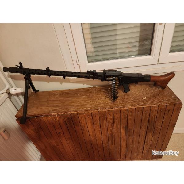 Reproduction MG40