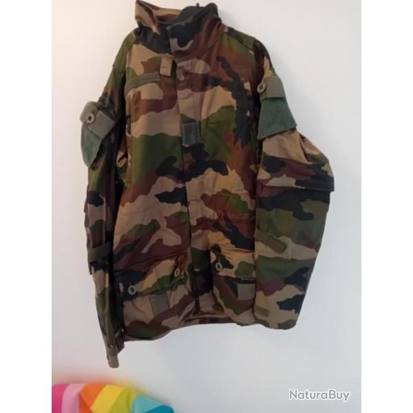 Veste de combat Felin et sa capuche