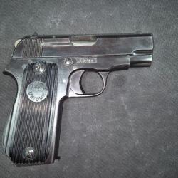 Pistolet UNIQUE R51 police cal 7.65