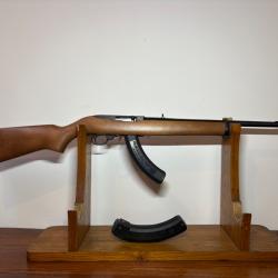 Carabine Ruger 10/22 bois.