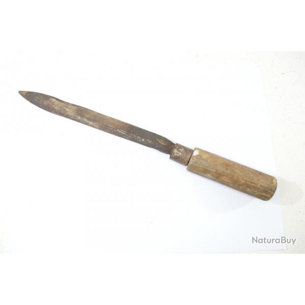 Lame de baionnette Allemande 98-05 modifie en couteau de fortune. Mauvais tat