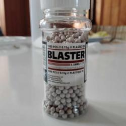 4 biberons 1000 billes blaster plastique cal 4,5