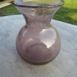 Ancien Vase en verre bullé de couleur Rose, entièrement soufflé main,"BIOT"- FRANCE (Vers 1960-70)
