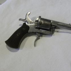 REVOLVER TYPE BULLDOG