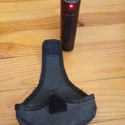 Poing américain taser