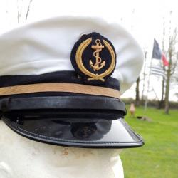 MARINE NATIONALE  : ANCIENNE CASQUETTE FABRICATION U.S.A. BANCROFT  + 2 COIFFES BLANCHES