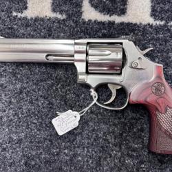 Smith & Wesson 686-6 Plus Deluxe 357 mag