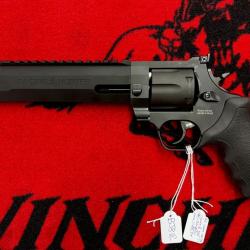 Taurus Raging Hunter Black 8 3/8" 44 mag