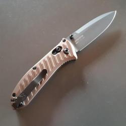 Benchmade mini presidio limited édition ( shot show 2020 )