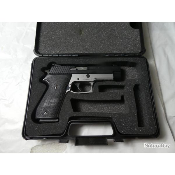 pistolet SIG SAUER P220 cal 22lr