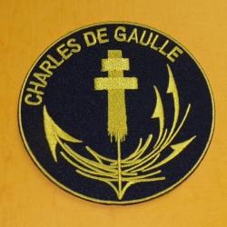 TISSU PATCH : CHARLES DE GAULLE , PORTE AVIONS NUCLEAIRE  , DIAMETRE 9 CM , BON ETAT VOIR PHOTO . PO