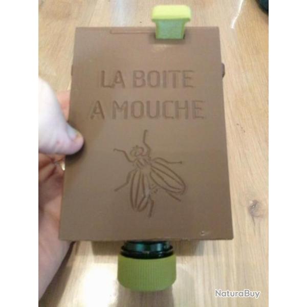 BOITE A APPAT / MOUCHE NATURELLE