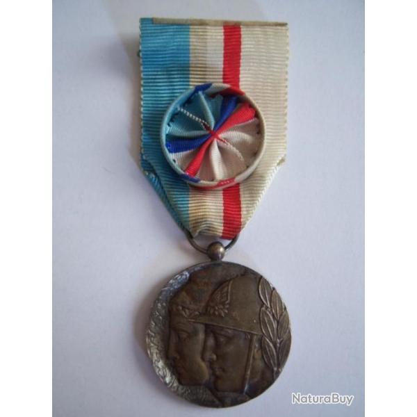 MEDAILLE OFFICIER  pompier val d'Oise Yvelines  Essonne