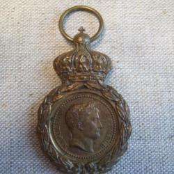 Médaille Militaire Napoléon Saint Hélène 1821 bronze sans ruban Sinon En TBE