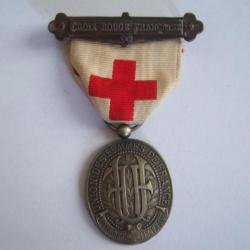 MEDAILLE CROIX ROUGE FRANCAISE UNION des FEMMES de FRANCE médaille en argent x