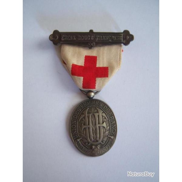 MEDAILLE CROIX ROUGE FRANCAISE UNION des FEMMES de FRANCE mdaille en argent x