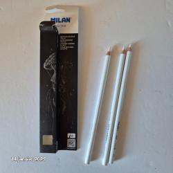 Boîte 3 crayons à dessin blancs mine épaisse Milan art, Ø 4 mm