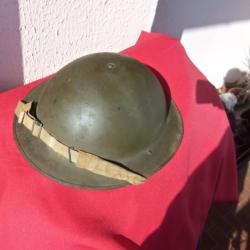 MILITARIA  CASQUE ANGLAIS OU BELGE