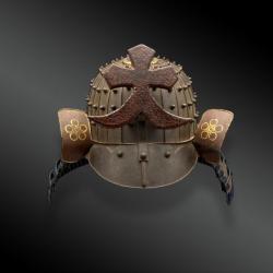 Casque De Guerre Appelé Kabuto Et Maedaté Type O-bashi Suji Bachi Japon, Période Edo 1603-1868