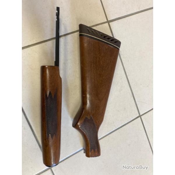 Vends crosse/devant bois MOSSBERG mod.500A