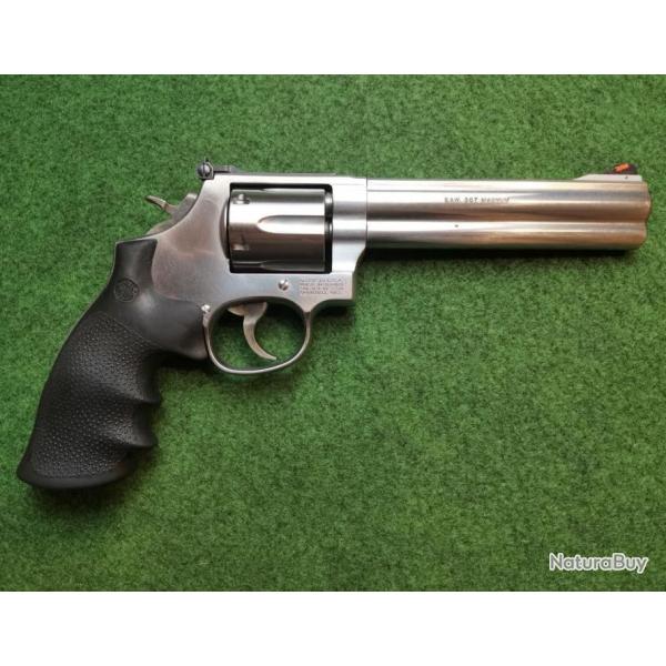 Revolver SMITH & WESSON modle 686 Inox - Calibre .357 Mag - Canon 6" (Occasion bon tat, rvis/Tes