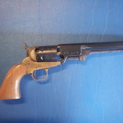 Colt Navy 1851 cal 36  Pietta  avec 1 barillet supplémentaire.