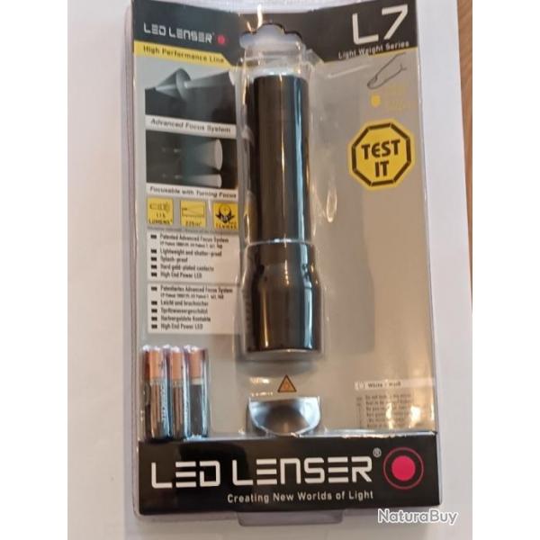 LAMPE TACTIQUE LED LENSER L7