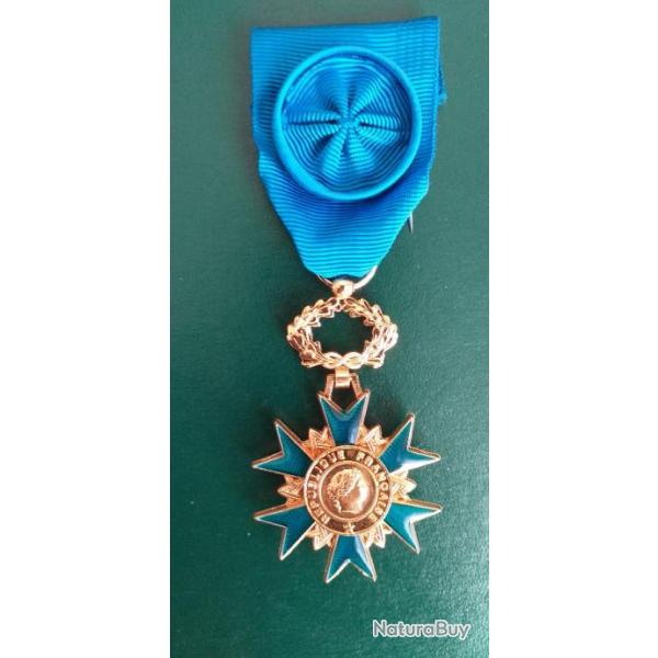Mdaille Ordre National du Mrite (Officier)