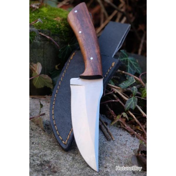 Couteau de Chasse Skinner Lame Upswept Acier Carbone 1055 Manche Bois Etui Simili Cuir F Artisanale