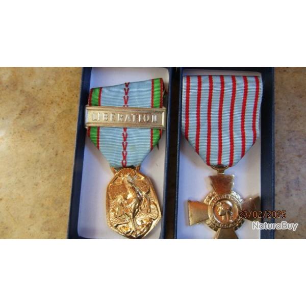 mdaille commmorative libration 1939 1945 barrette campagne  Libration + croix du combattant