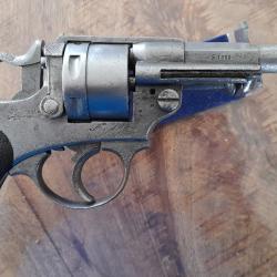 Revolver d'ordonnance en trés bonne état. modèle 1873 fabriqué en 1880