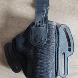 Holster rigide