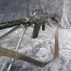 Fusil d'assaut suisse STG 57.