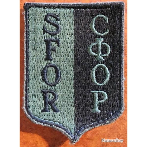 Ancien Patch  coudre (cusson) SFOR Force Stabil. BOSNIE-HERZEGOVINE pour collection, ne pas porter