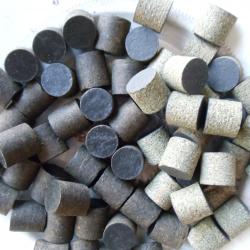 Lot de 114 bourres liège 17 et 19 mm  en calibre 12.