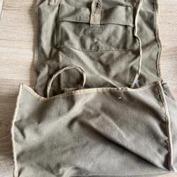 Ancienne trousse de toilette militaire