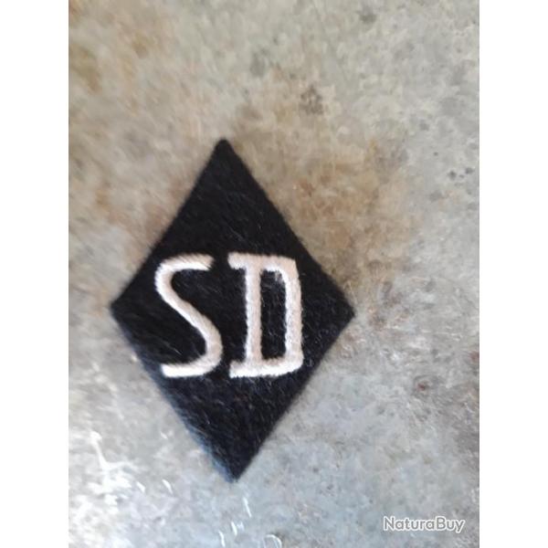 LOSANGE DE  MANCHE BRODE DU "SD"