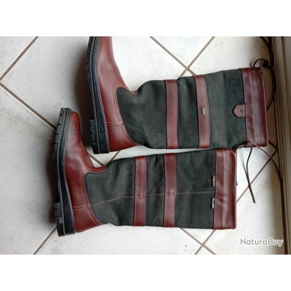 Bottes cuir DUBARRY.Pointure 43 ,cuir. tanches.