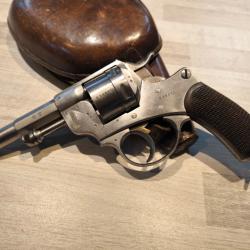 Revolver d'ordonnance modèle 1873