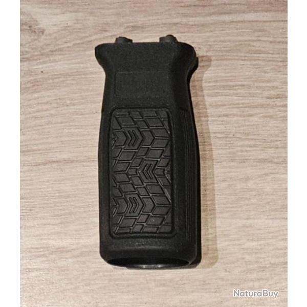 Poigne  verticale DANIEL DEFENSE ( m-lock) AR15