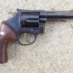 Revolver TAURUS Mod.83 Cal.38SP