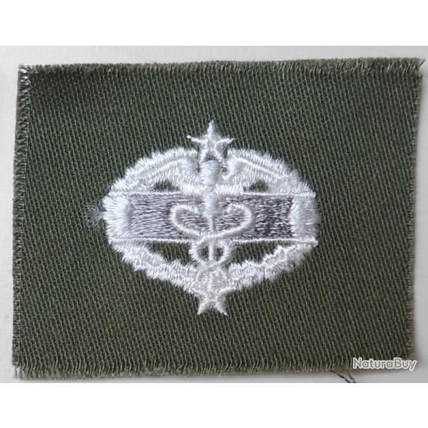 USA authentique collar patch COMBAT MEDICAL 2 Awards olive/drab 40/60 pour collection Ne pas porter