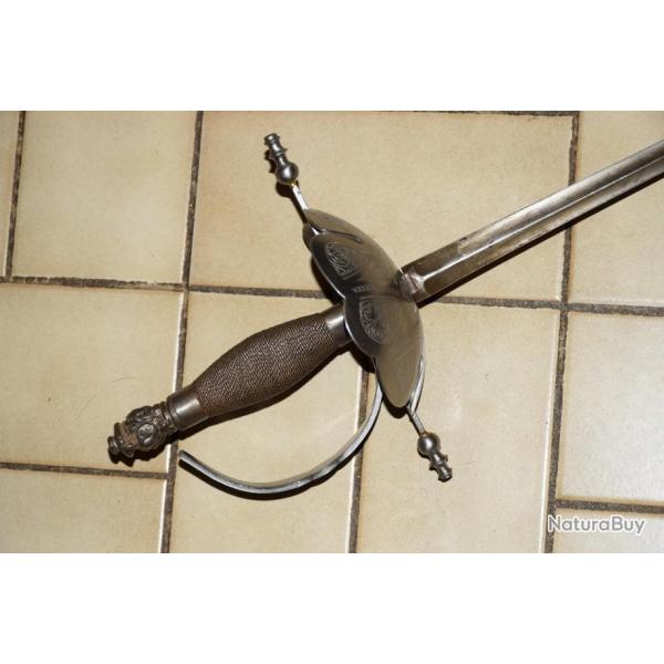 BELLE EPEE DE MOUSQUETAIRE