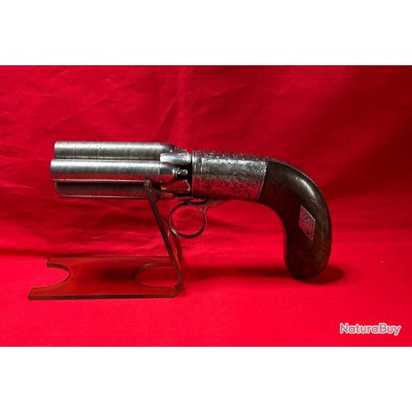 Superbe Poivrire signe Mariette en parfait tat