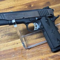 Pistolet - Taurus - 1911 - PT1911 bicolore black inox - 45 ACP - 1 sans prix de réserve - AR04834