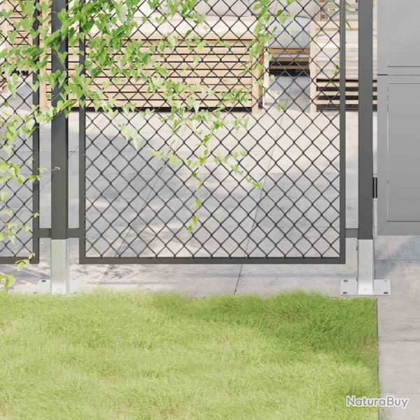 Bases de poteau carres 4 pcs argent 51x51 mm acier galvanis alsavelo