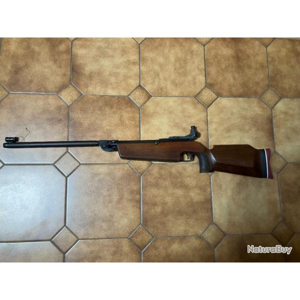 Lot 2 Diana model 66