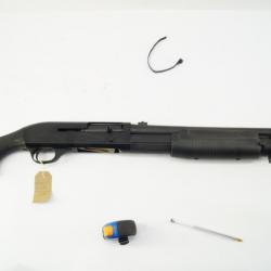 Fusil à pompe et semi automatique (CAT B) Benelli M3 Super 90 12/76 1 sans prix de réserve