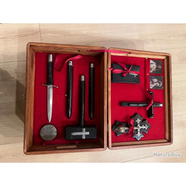 Cabinet de curiosits Ncessaire de chasse aux vampires