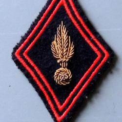 Patch losange mod 45 Officier d'Infanterie Grenade Cannetille pour collection ne pas porter.